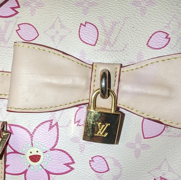 Louis Vuitton Monogram Cherry Blossom Papillon Handbag with original wallet. - Picture 3 of 12